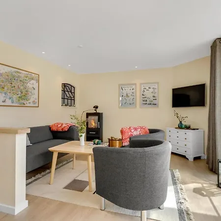 Feriehus Beautiful In Ls With 2 Bedrooms *